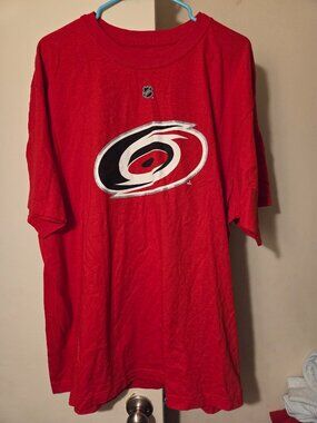 Mens Size 2X Carolina hurricanes shirt NHL